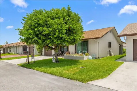 2065 SW 17th Drive Deerfield Beach FL 33442