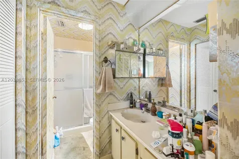 2065 SW 17th Drive Deerfield Beach FL 33442