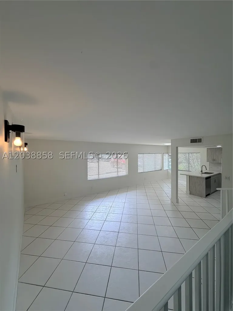 4705 SW 62nd Avenue Davie FL 33314