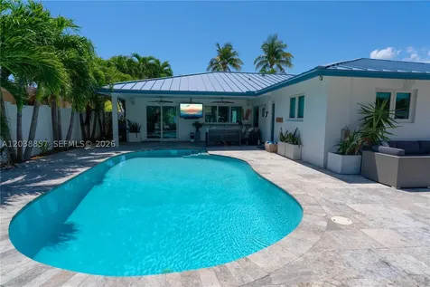 2711 NE 57th Court Fort Lauderdale FL 33308