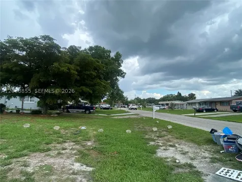 1111 N Vineyard Street Lehigh Acres FL 33936