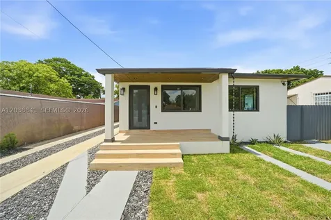 1861 NW 27th Street Miami FL 33142