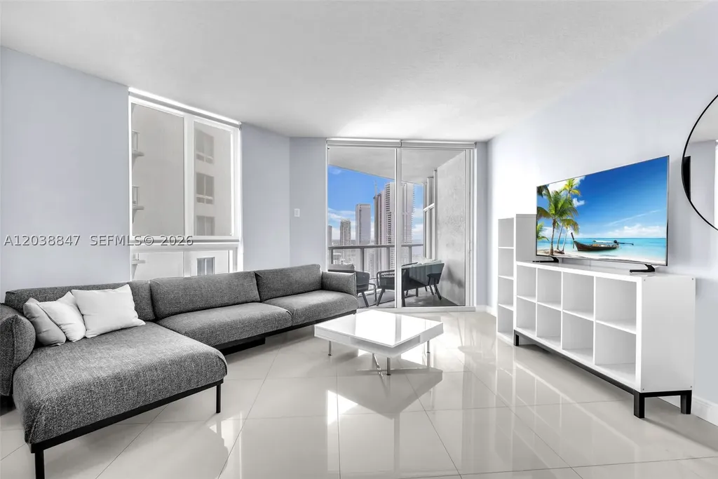 1900 N Bayshore Drive Miami FL 33132