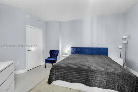 1900 N Bayshore Drive Miami FL 33132