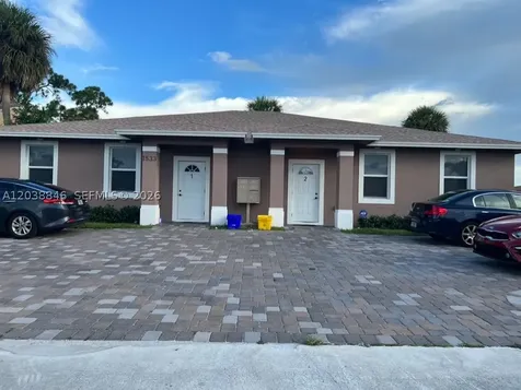 1533 W 26th Court Riviera Beach FL 33404
