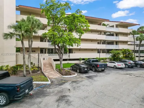 7021 Environ Boulevard Lauderhill FL 33319