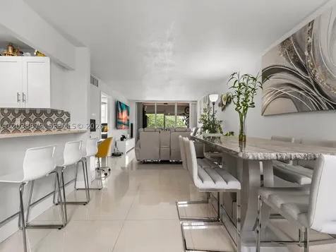 7021 Environ Boulevard Lauderhill FL 33319
