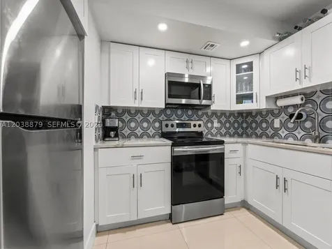 7021 Environ Boulevard Lauderhill FL 33319