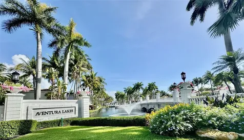 3016 NE 210th Street Aventura FL 33180