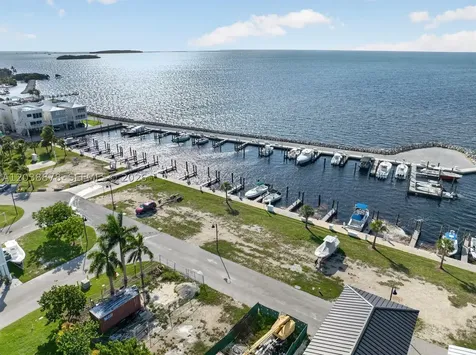 94825 Overseas Highway #123 Key Largo FL 33037