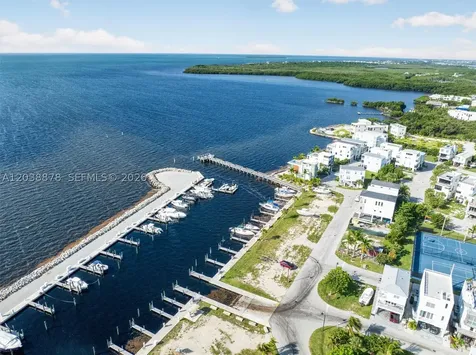 94825 Overseas Highway #123 Key Largo FL 33037