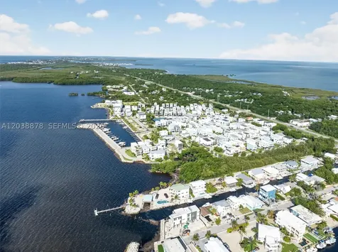 94825 Overseas Highway #123 Key Largo FL 33037