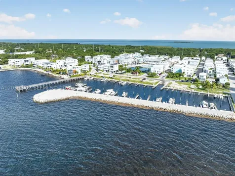 94825 Overseas Highway #123 Key Largo FL 33037