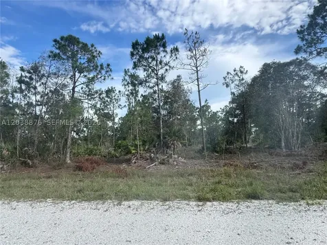430 Scottsdale Street Lehigh Acres FL 33974