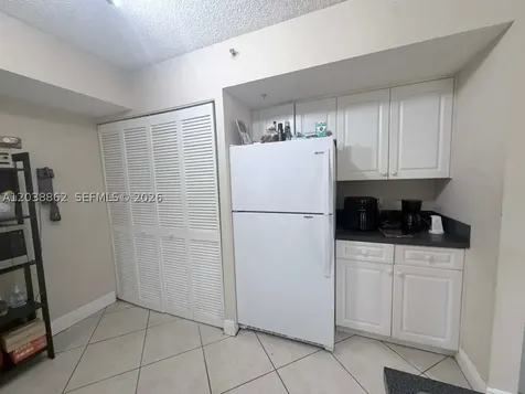 9610 NW 2nd Street Pembroke Pines FL 33024