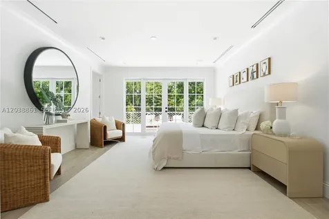 6751 SW 76th Terrace South Miami FL 33143