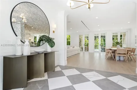 6751 SW 76th Terrace South Miami FL 33143