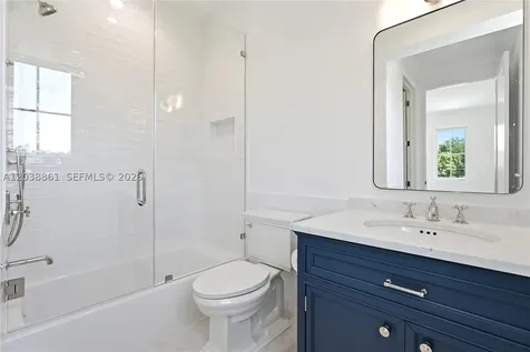 6751 SW 76th Terrace South Miami FL 33143