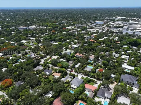 6751 SW 76th Terrace South Miami FL 33143