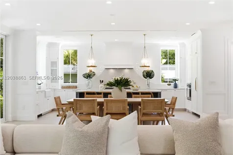 6751 SW 76th Terrace South Miami FL 33143