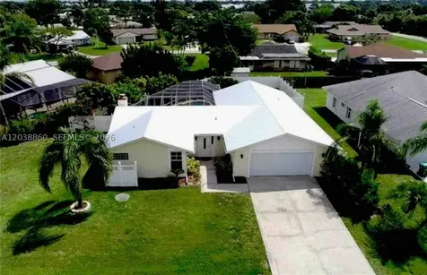 2515 SE Petit Lane Port St. Lucie FL 34952