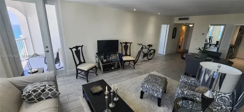 5401 Collins Avenue Miami Beach FL 33140
