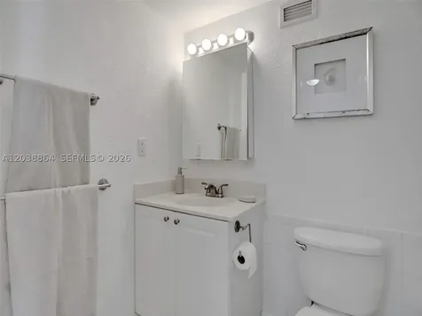 2501 S Ocean Drive Hollywood FL 33019