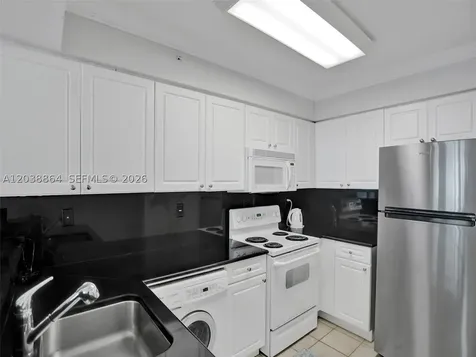 2501 S Ocean Drive Hollywood FL 33019