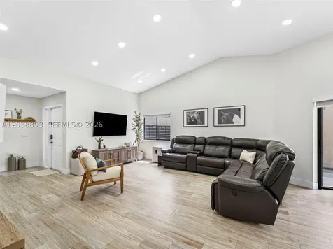 11010 SW 13th Street Pembroke Pines FL 33025