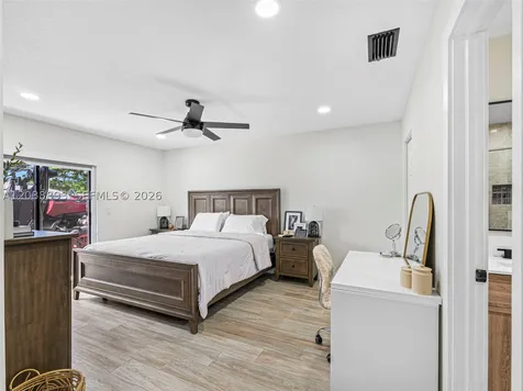 11010 SW 13th Street Pembroke Pines FL 33025
