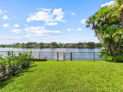 11010 SW 13th Street Pembroke Pines FL 33025