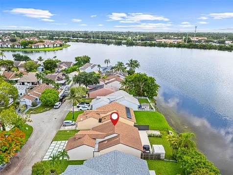 11010 SW 13th Street Pembroke Pines FL 33025
