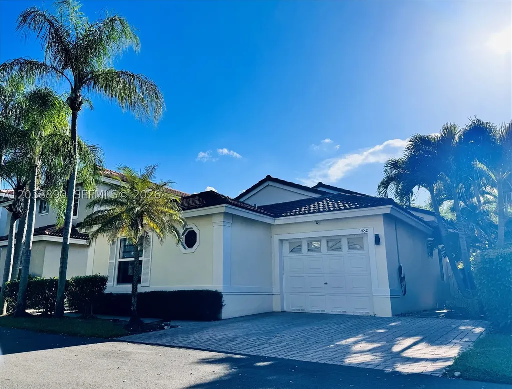 1480 Sweetbay Way Hollywood FL 33019