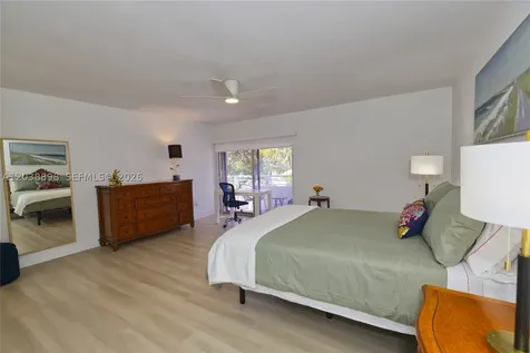 5838 SW 74th Terrace South Miami FL 33143