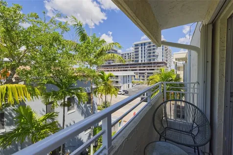 5838 SW 74th Terrace South Miami FL 33143