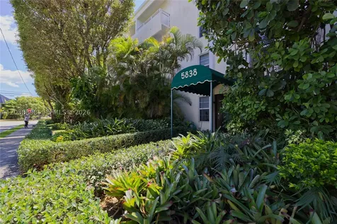 5838 SW 74th Terrace South Miami FL 33143