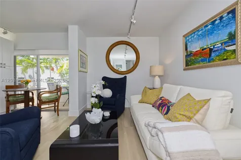 5838 SW 74th Terrace South Miami FL 33143