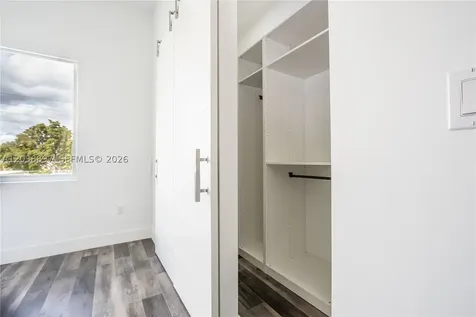 3461 SW 25th Street Miami FL 33133