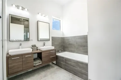 3461 SW 25th Street Miami FL 33133