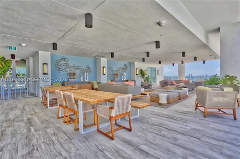 2900 NE 7th Avenue Miami FL 33137