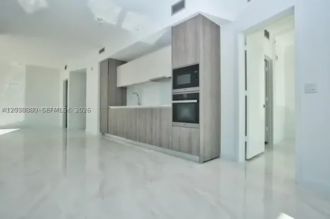 2900 NE 7th Avenue Miami FL 33137