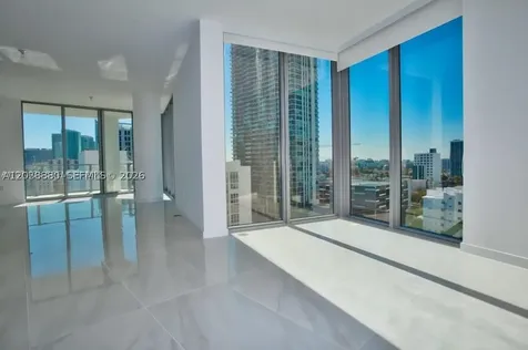 2900 NE 7th Avenue Miami FL 33137