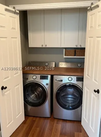 3017 Driftwood Way Naples FL 34109