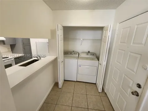 4401 W Mcnab Road Pompano Beach FL 33069