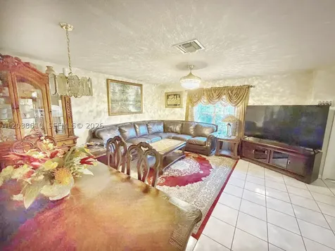 10877 NW 8th Street Pembroke Pines FL 33026