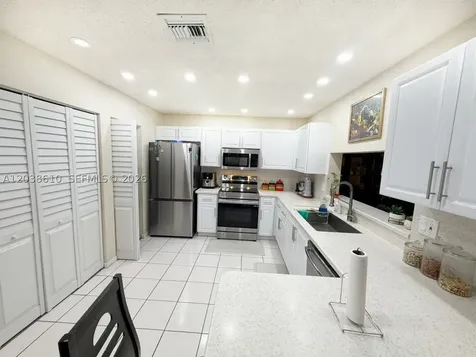 10877 NW 8th Street Pembroke Pines FL 33026