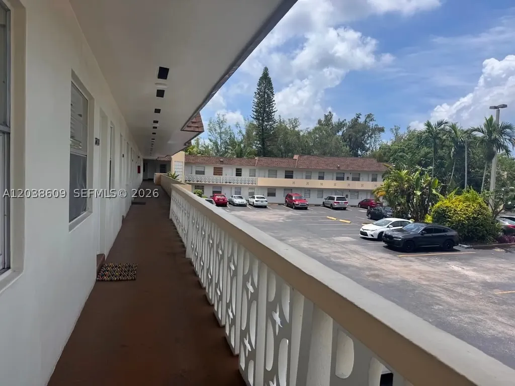 1860 Venice Park Drive North Miami FL 33181