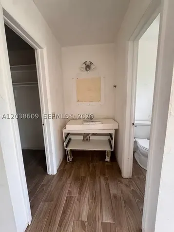 1860 Venice Park Drive North Miami FL 33181