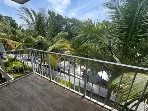 1860 Venice Park Drive North Miami FL 33181