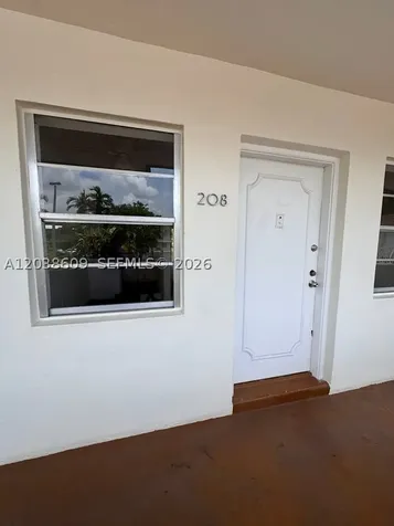 1860 Venice Park Drive North Miami FL 33181
